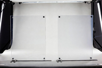 //rjrorwxhpjinlo5p.ldycdn.com/cloud/prBpiKnllqSRqlrrijkpiq/Side-By-Side-Comparison-Acrylic-Polycarbonate-Clarity.jpg